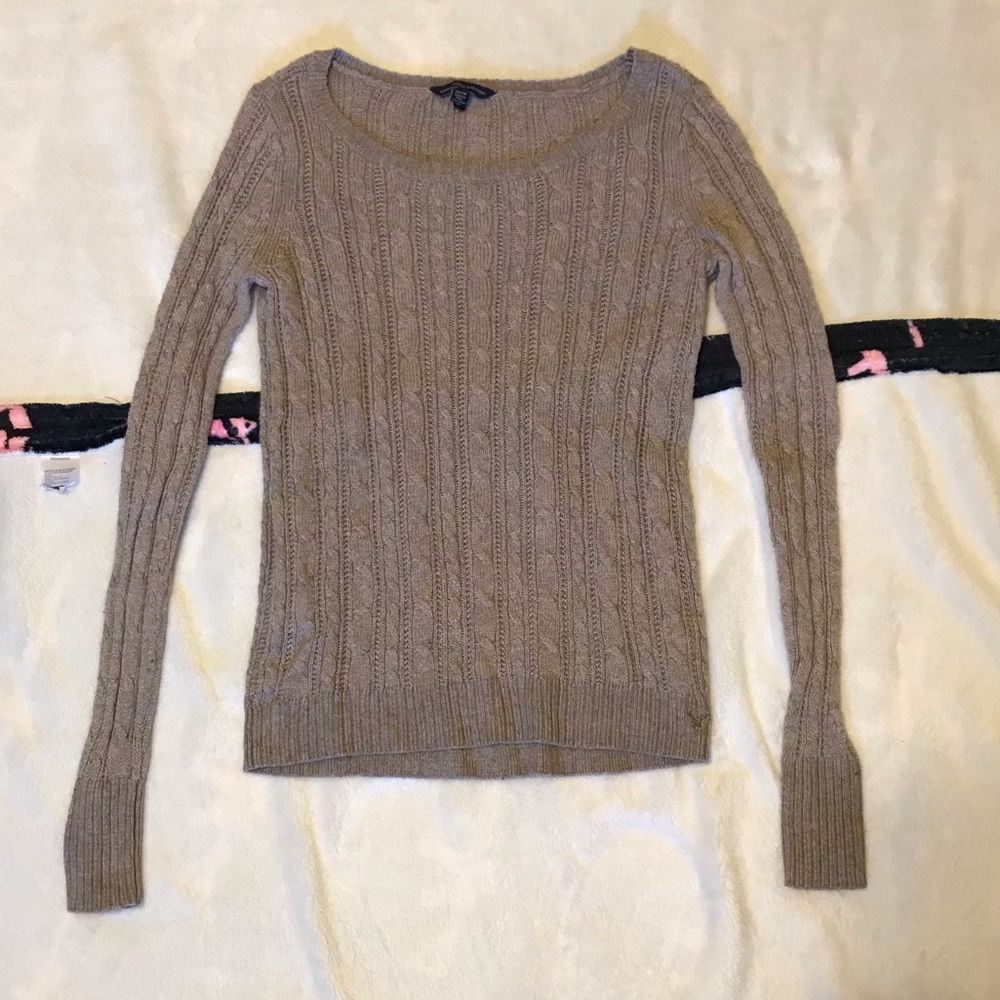 AEO sweater